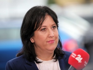 Przepychanki podczas wizyty Tuska w Szczecinie. Czerwińska: Stara się spolaryzować, skłócić