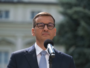 Tragiczny wypadek w Stalowej Woli. Premier zdecydował o przyznaniu pomocy dla osieroconych dzieci