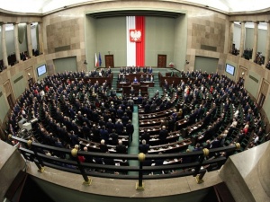 Pięć partii w Sejmie. KO przed Hołownią, co z PSL? [SONDAŻ]