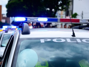Zabójstwo 3-osobowej rodziny. Trwa akcja policji, opublikowano wizerunek podejrzanego