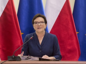Kopacz chwali odwagę Tuska: Wszedł w tłum, chociażby kiboli...