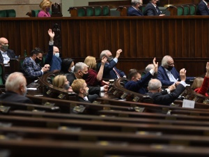 Nieoficjalnie: Znana posłanka niebawem dołączy do Solidarnej Polski? Sensacyjne informacje