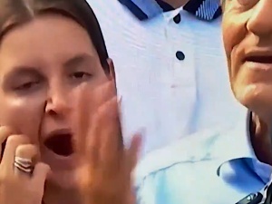 Za dużo ziewających na jedno wystąpienie. Fala szyderstw po fali ziewania podczas wystąpienia Tuska