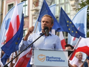 Tusk: Panie Kaczyński, wyjdź z tej jaskini, stań do debaty. Mocna odpowiedź Marka Suskiego
