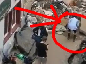 [VIDEO] Reporterka RTL miała celowo pobrudzić twarz błotem podczas relacji z powodzi. Została zawieszona