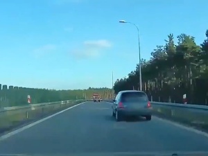 [WIDEO] 3 promile alkoholu we krwi i jazda od barierki do barierki