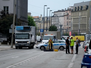 Wstrząsająca tragedia w Katowicach. Nie żyje 19-latka. „Zażądaliśmy już od przewoźnika pilnych wyjaśnień”