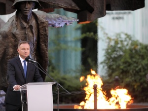 Prezydent o Powstaniu: 77 lat temu to wielkie pragnienie wolności musiało się urzeczywistnić 