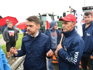 „Błazen niech się pakuje”. Agrounia żąda dymisji ministra rolnictwa. Ten odpowiada