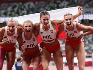 Wspaniały bieg Polek! Sztafeta kobiet 4x400 m zdobyła srebrny medal!