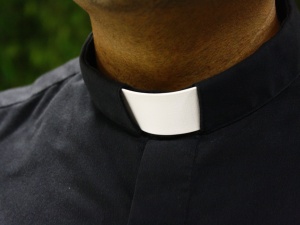 Burza po słowach bp. Długosza nt. pedofilii. Te słowa mają potwornie bolesny charakter