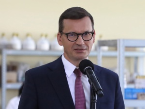 Premier Morawiecki wysyła do Afganistanu samolot. Polskie służby pomogą z ewakuacją
