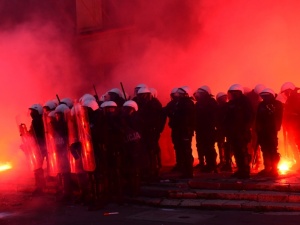 Fotoreporter Tygodnika Solidarność postrzelony na Marszu Niepodległości. Prokuratura umorzyła śledztwo 