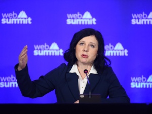Wiceprzewodnicząca KE nie będzie zadowolona. Wiceminister Wójcik: Brawo dla czeskich sędziów