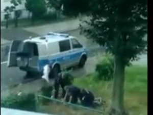 34-latek zmarł po interwencji policji. Ratowniczka, która się nim zajmowała, odchodzi z pracy