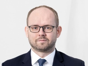 [video] Min. Przydacz: Jak Łukaszenka zobaczył posłów Jońskiego i Szczerbę to powiedział wot mołodcy