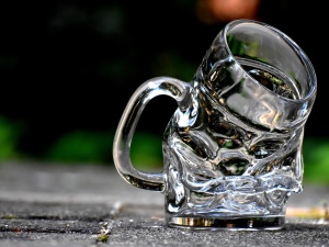 Fatalna wpadka z piwem Carlsberg z Biedronki. Miało być bezalkoholowe, zawierało 5%