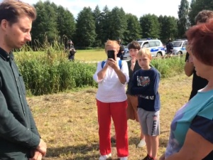 [VIDEO] Czy pan nie rozumie, że to propaganda Łukaszenki?. Mieszkanka Podlasia wyjaśniła posłowi KO sytuację z migrantami