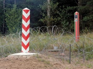 10 przykazań dla kandydatów na zbawicieli uchodźców. Stoi za tym 15 lat pracy z uchodźcami a nie jakieś wydumane fiu bździu