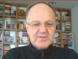 Ks. Sowa uderza w polski Kościół. Kościół hierarchiczny w Polsce jest zakładnikiem PiS-u