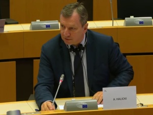 Z. Kuźmiuk: Po urlopowej przerwie rozpoczęły się prace w PE i już europosłowie z PO atakują Polskę