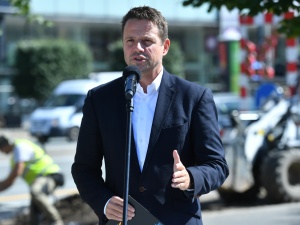 Co z ulicą Lecha Kaczyńskiego w Warszawie? Trzaskowski zasłania się radnymi