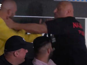 Najman nie wytrzymał! „El Testosteron” spoliczkował Ryśka Szczenę na własnej gali [WIDEO]