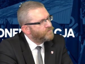 Braun reaguje na doniesienia „Rzeczpospolitej”. Polityk Konfederacji opublikował oświadczenie