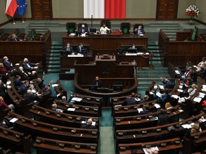 [SONDAŻ] Konfederacja tuż za Hołownią. Dobry wynik Zjednoczonej Prawicy