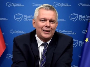Alkoholu nie piłem, z posłami PiS kontaktu tam nie miałem. Siemoniak kaja się publicznie po imprezie u Mazurka