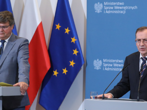 Będą podwyżki dla służb mundurowych. Minister podał kwoty