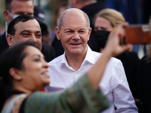 Kandydat SPD na kanclerza Olaf Scholz nieoczekiwanym faworytem wyborów