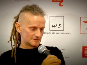Pisarz o książce Matczaka: Utwór raperka, jest ohydnym, agresywnym bełkotem beztalencia. No i się zaczęło...