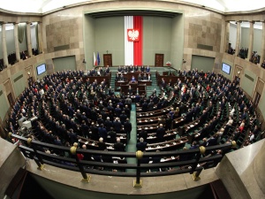 PiS zmieni regulamin Sejmu ws. stanu wyjątkowego?