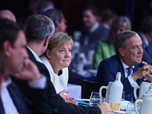 Niemcy: Sondaż bezlitosny dla Merkel. Większość Niemców nie będzie za nią tęsknic 