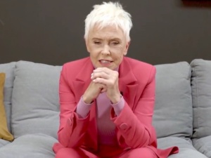 Wzruszające... Klaudia - pierwsza wybudzona w klinice Budzik wychodzi za mąż.... Ewa Błaszczyk składa życzenia [VIDEO]