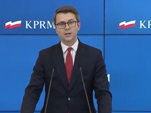 [VIDEO] Müller: Rada Ministrów zwróciła się do Prezydenta o przedłużenie stanu wyjątkowego o kolejne 60 dni