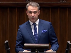 Lewica nie poprze przedłużenia stanu wyjątkowego. Dziennikarze powinni zostać dopuszczeni na granice