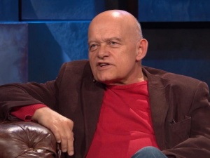 [NAGRANIE] Skandal w Ośrodku Kultury w Świdnicy! Gościem spotkania Adam Ferency; przyszedł pijany i mówił o Kaczyńskim