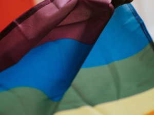 A podobno Niemcy nie mają poczucia humoru. Wspólne miejsca parkingowe dla LGBT i imigrantów w Niemczech