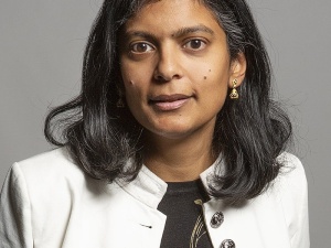Rupa Huq brytyjska parlamentarzystka, która nie chciała Ziemkiewicza sama... była oskarżana o antysemityzm