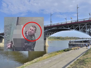 Brutalna napaść seksualna na moście Poniatowskiego. Policja publikuje zdjęcia zboczeńca i prosi o pomoc [FOTO]