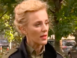 [WIDEO] „Jakby pani zrozumiała Azyl Berlin?”. Rzeczniczka SG znów nie zostawiła suchej nitki na dziennikarce