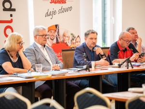 „Oczekuję, aby Pan Premier wywiązał się ze swoich umów”. Jest list Piotra Dudy do szefa rządu ws. oświaty