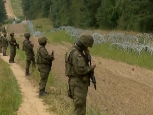 Raport SG: Setki prób nielegalnego przekroczenia granicy. Za pomocnictwo zatrzymani m.in. obywatele Rosji