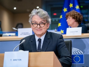Unijny komisarz: Nie uwierzę nawet przez sekundę, że nastąpi polexit