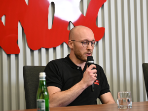 [NASZA DEBATA] M. Szymański: „Istnieje paradygmat, że polski pracownik ma być tani”