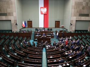 [najnowszy sondaż] ZP stabilnie na czele, nieznaczny wzrost opozycji