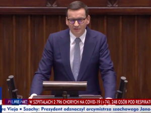 Premier nie przebierał w słowach! „To są wielkie kłamstwa Tuska! To wasza chora wyobraźnia to wymyśliła” [WIDEO]