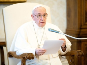 Papież Franciszek apeluje o szczepionki dla wszystkich i wzywa do stawienie czoła nietolerancji